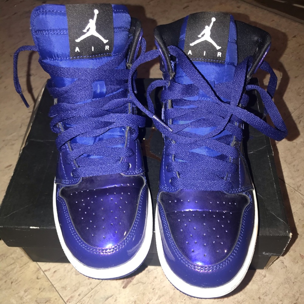 AIR JORDAN 1